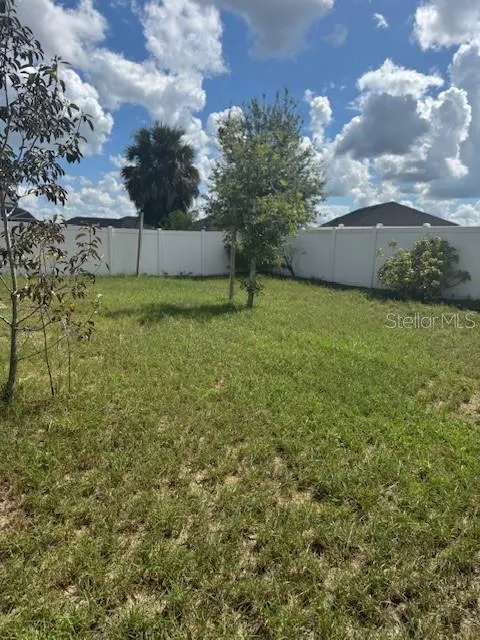 7712 WATER OAK CT