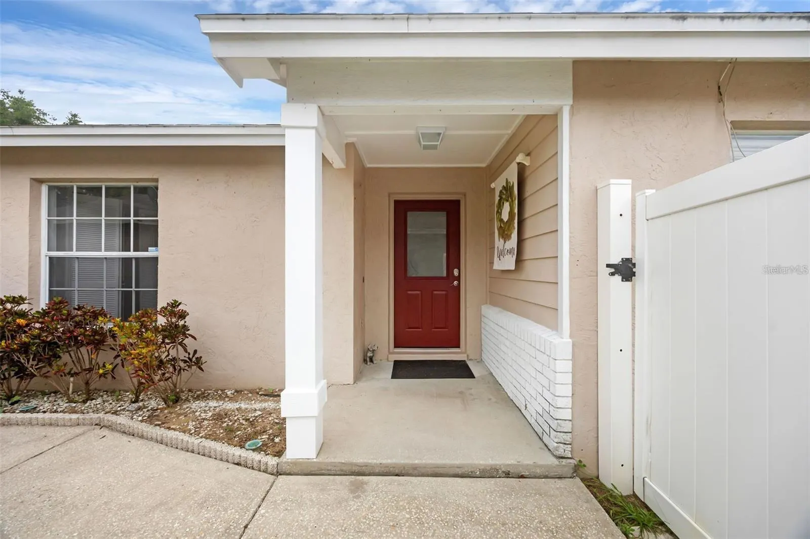 7712 WATER OAK CT