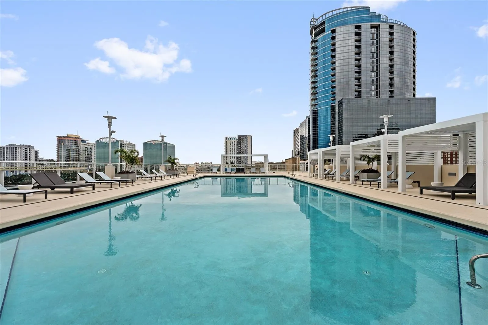 150 E ROBINSON ST #2908, #2908