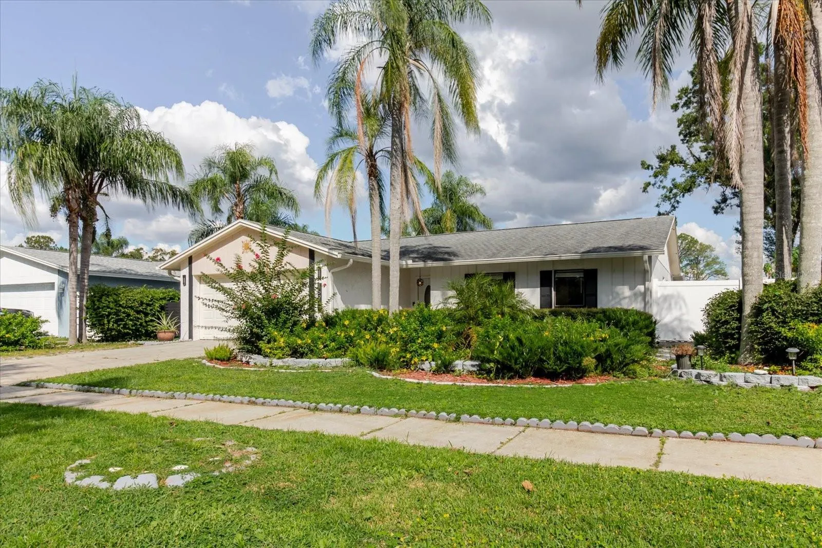 15909 CRYING WIND DR
