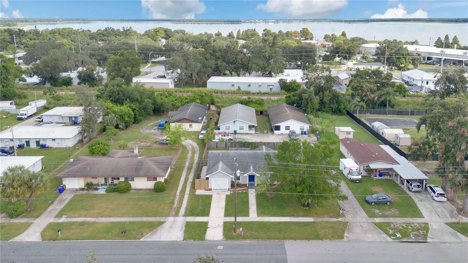 1730 E FERN RD