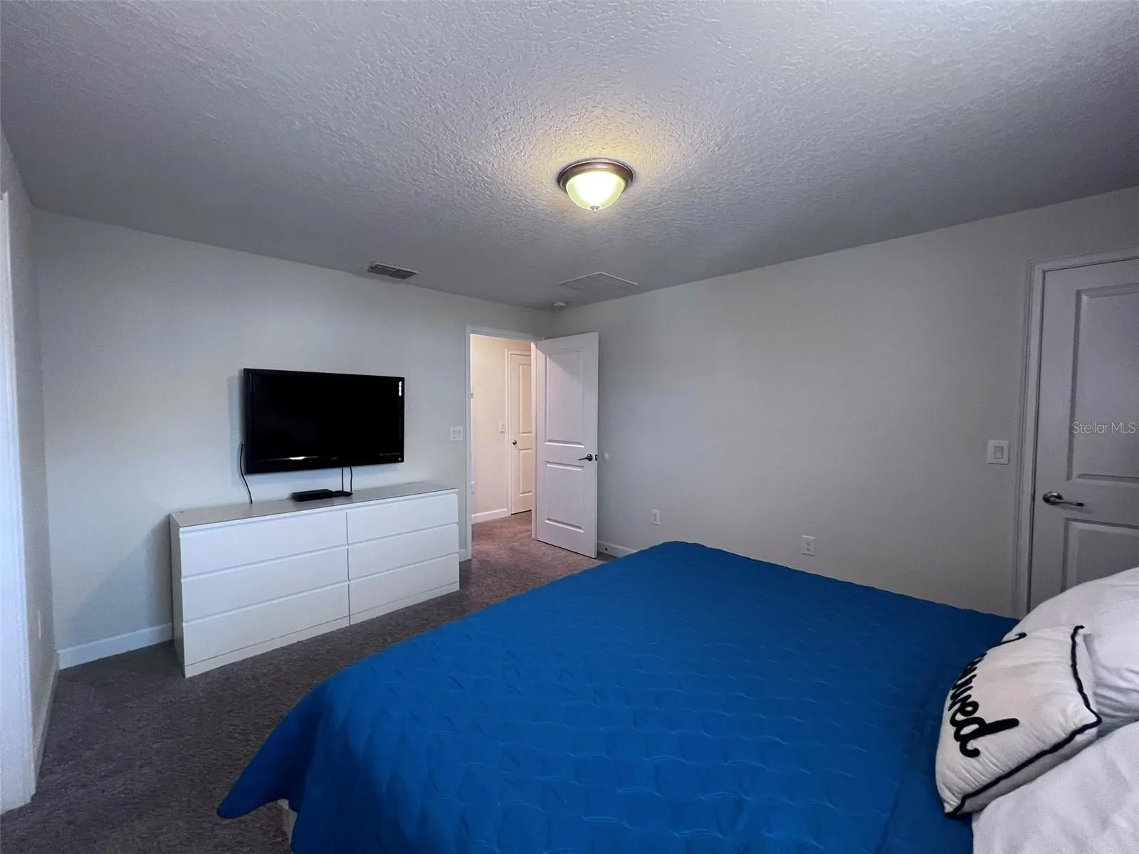 9033 DOGLEG DR