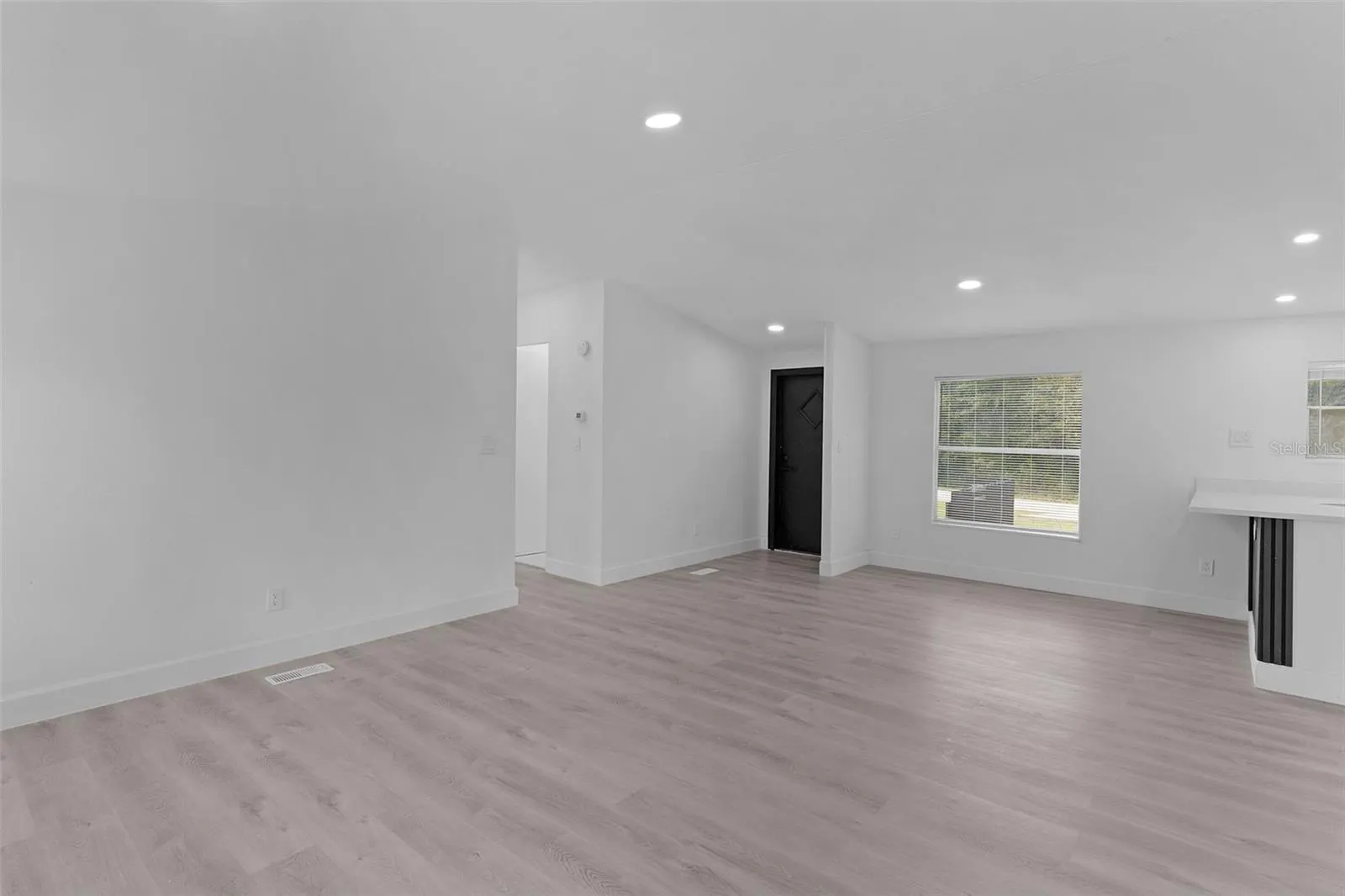 8903 HAMMOCK LOOP