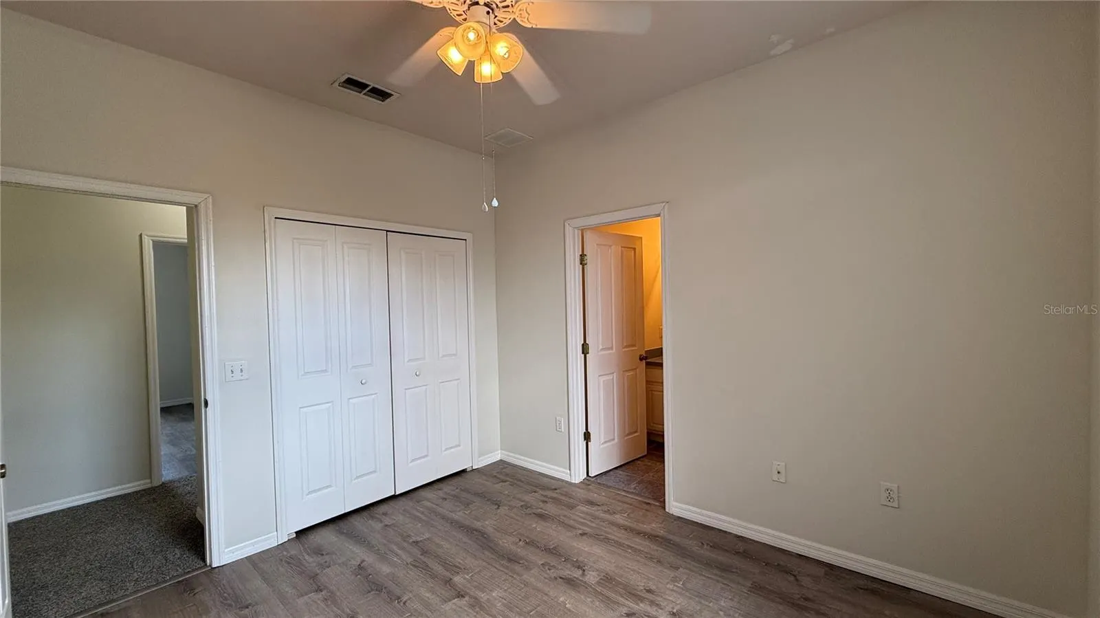 112 MONROE CIR