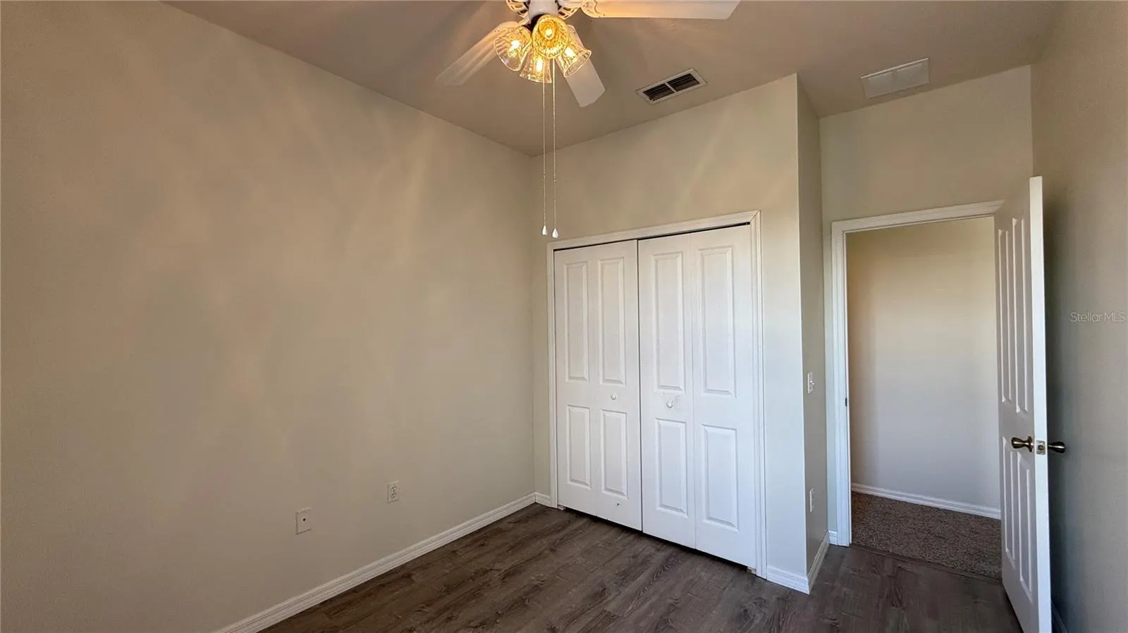 112 MONROE CIR