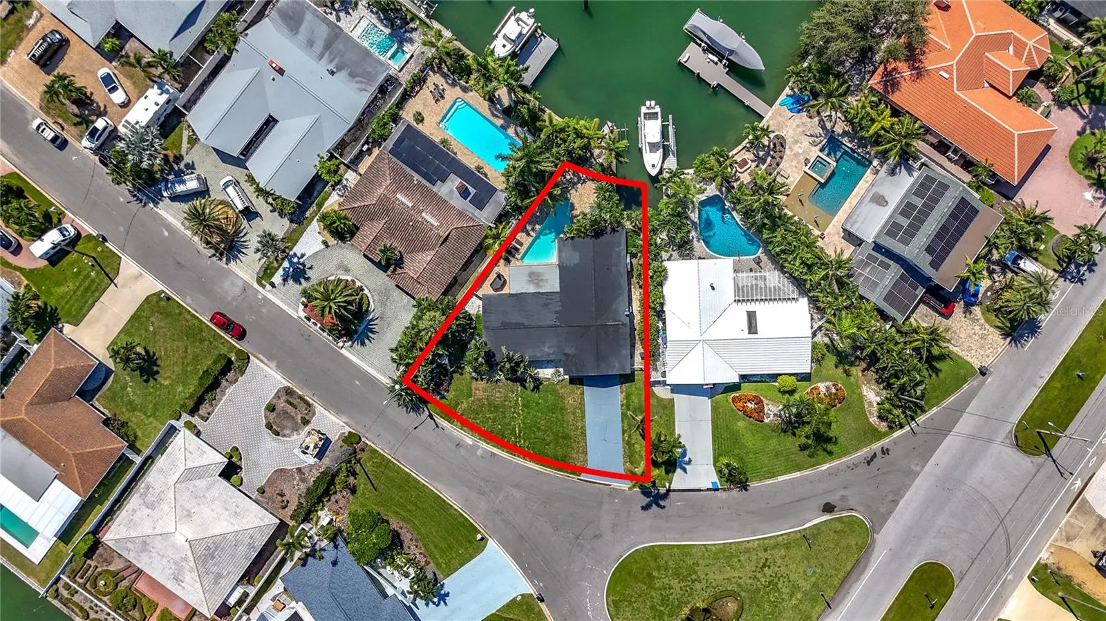 25 ISLAND DR