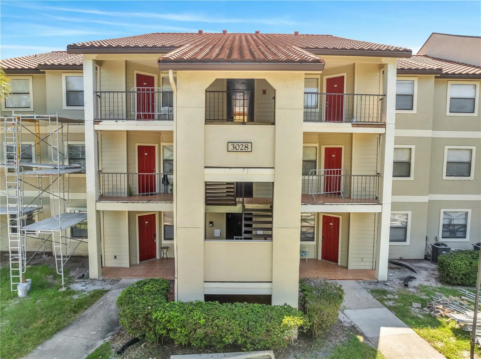 3028 PARKWAY BLVD #104, #104
