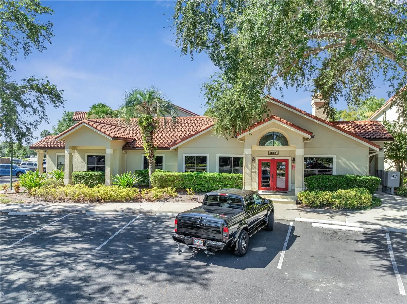 3028 PARKWAY BLVD #104, #104