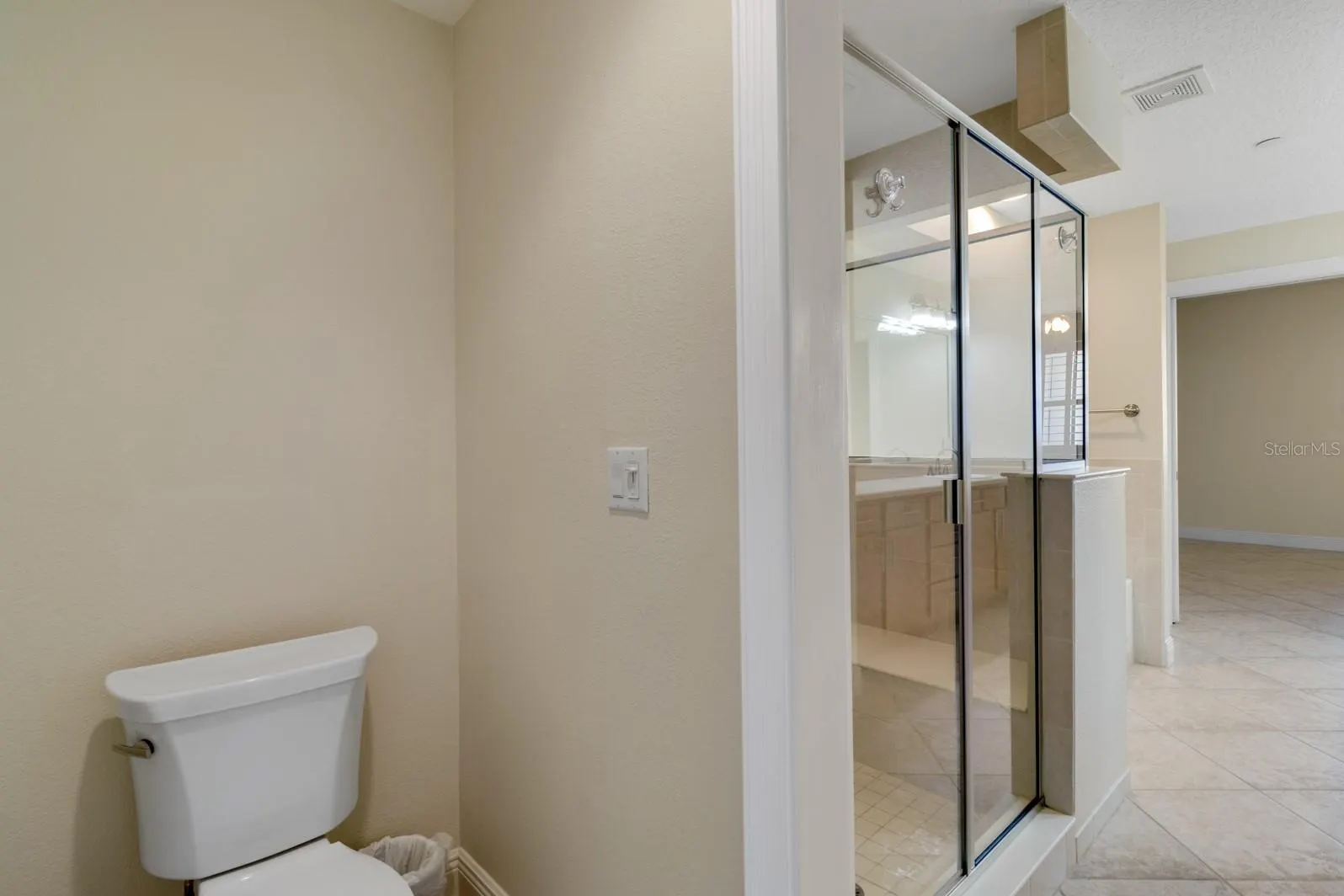 111 E MONUMENT AVE #705, #705