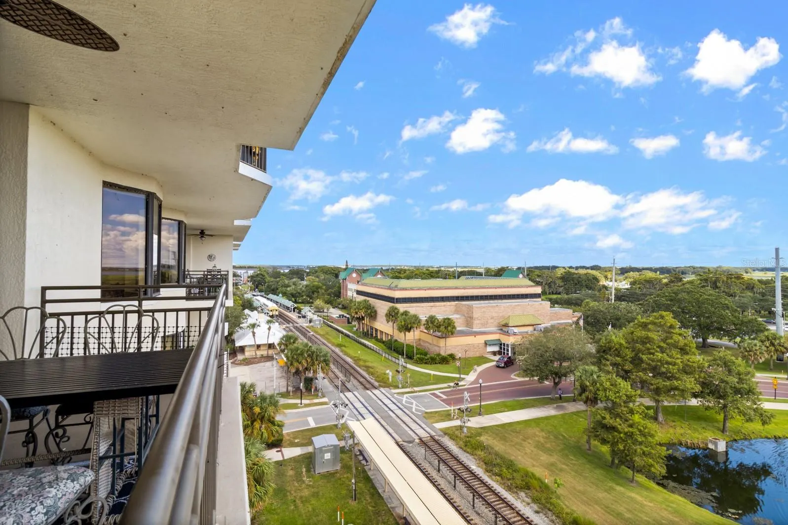 111 E MONUMENT AVE #705, #705