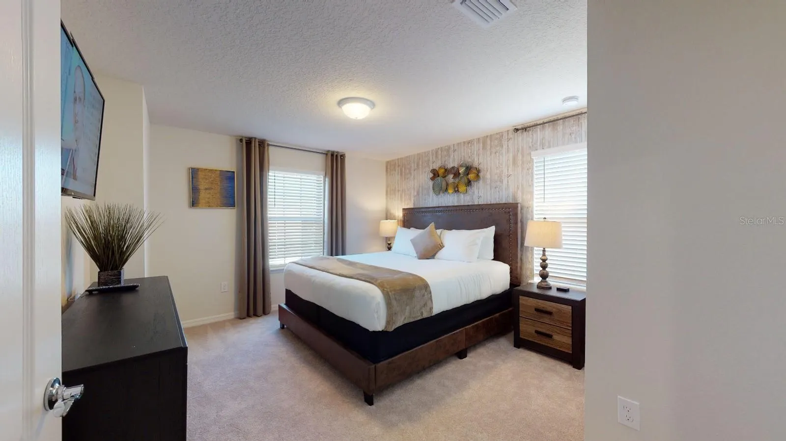2438 TANGER DR