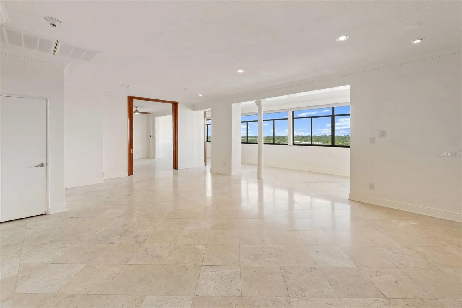 2109 BAYSHORE BLVD #1006, #1006
