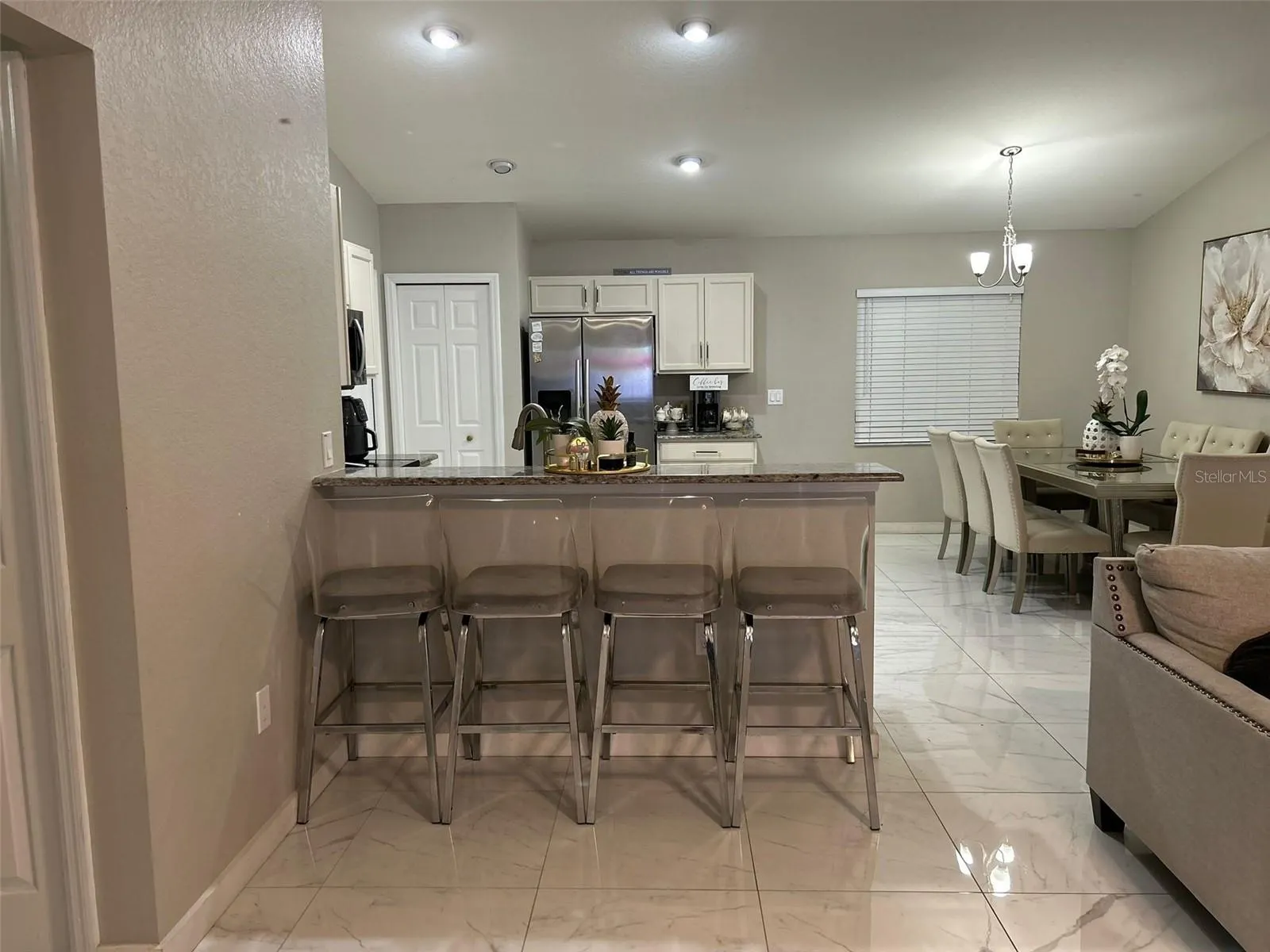 1071 CONDOR DR