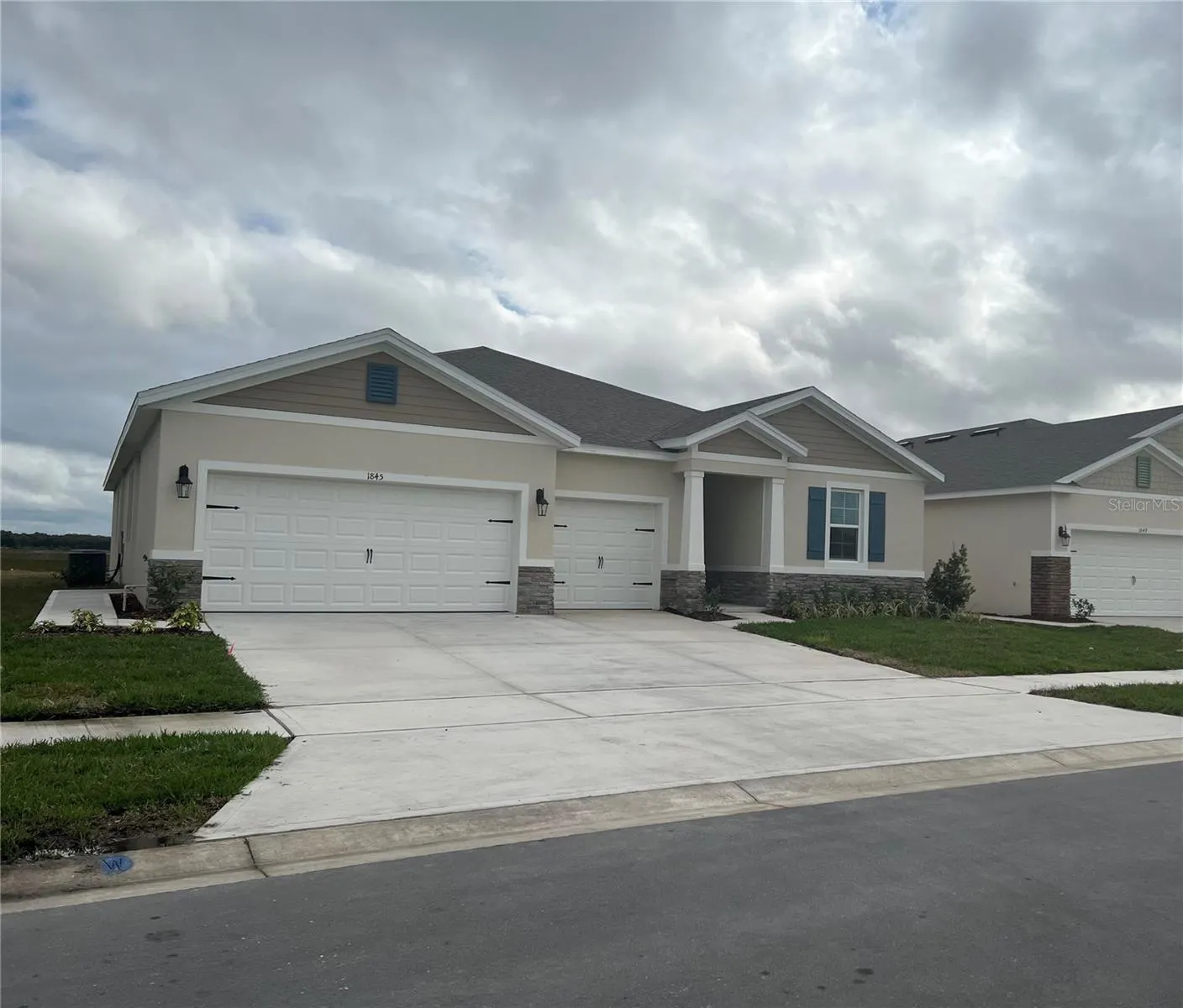 1845 WALNUT CREEK DR