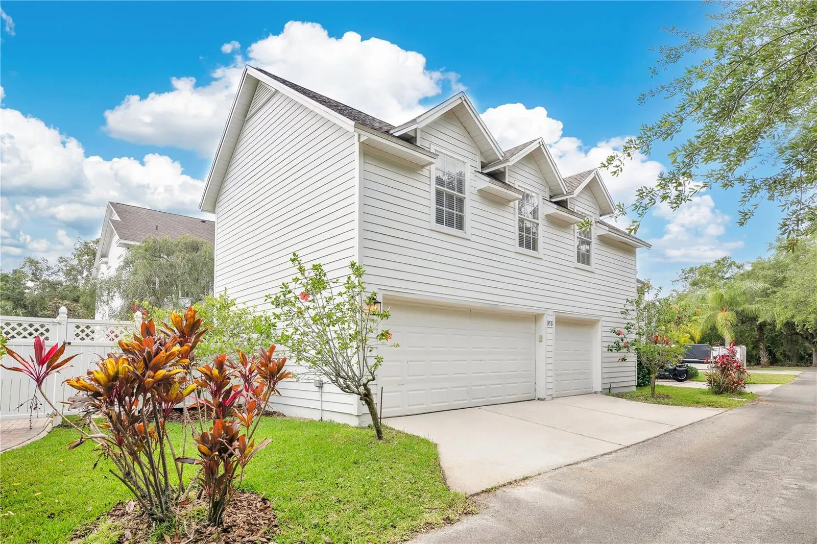 145 LONGVIEW AVE