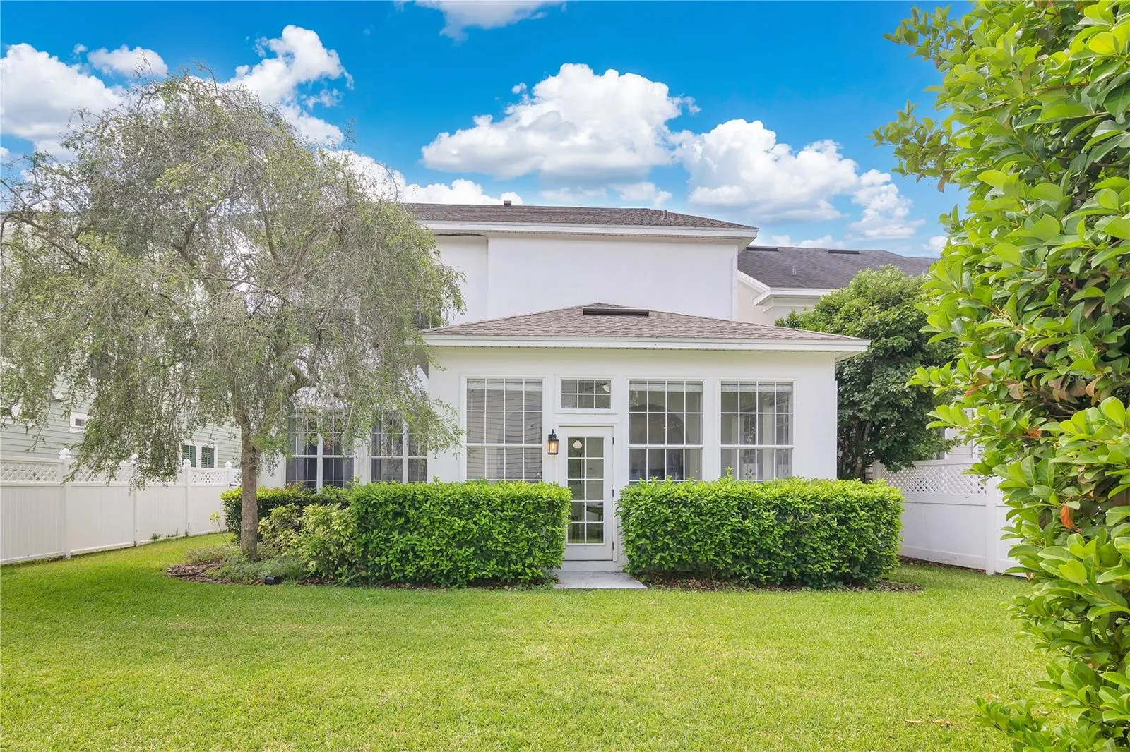 145 LONGVIEW AVE