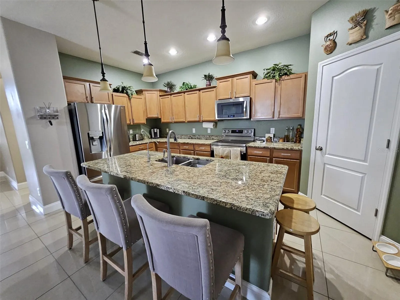 2818 CORKMORE CT
