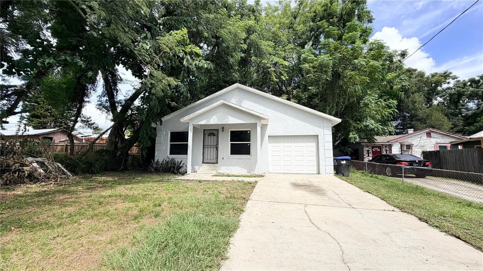 11 E ELLA J GILMORE ST