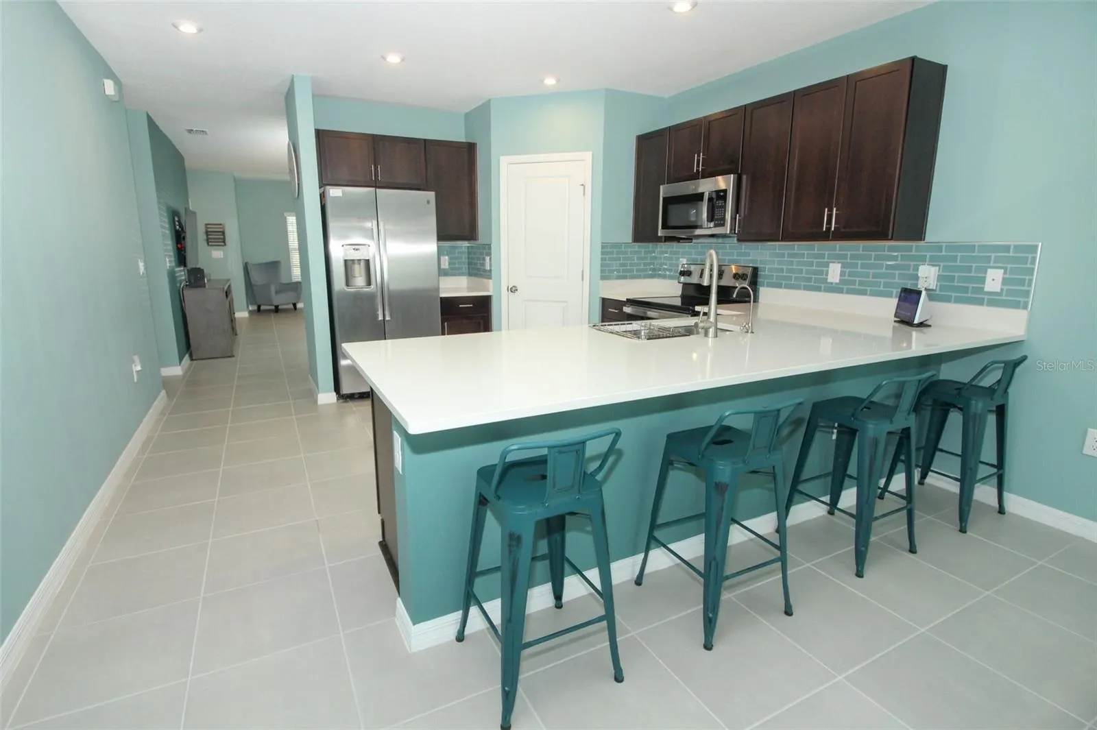 404 CITRINE LOOP
