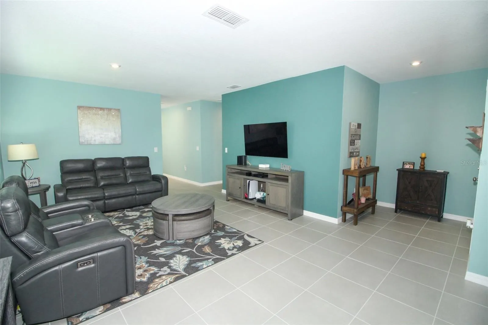 404 CITRINE LOOP