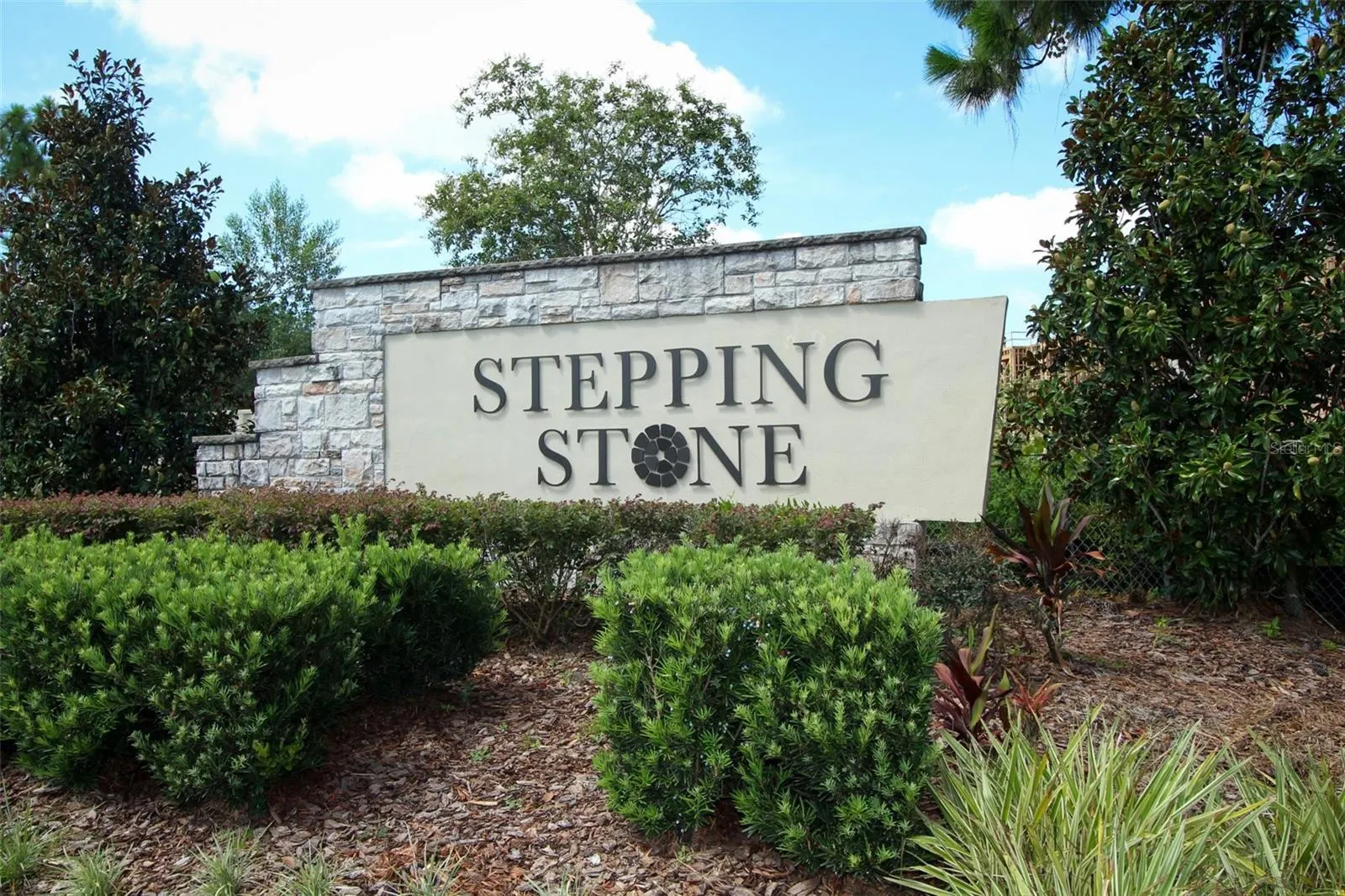 404 CITRINE LOOP