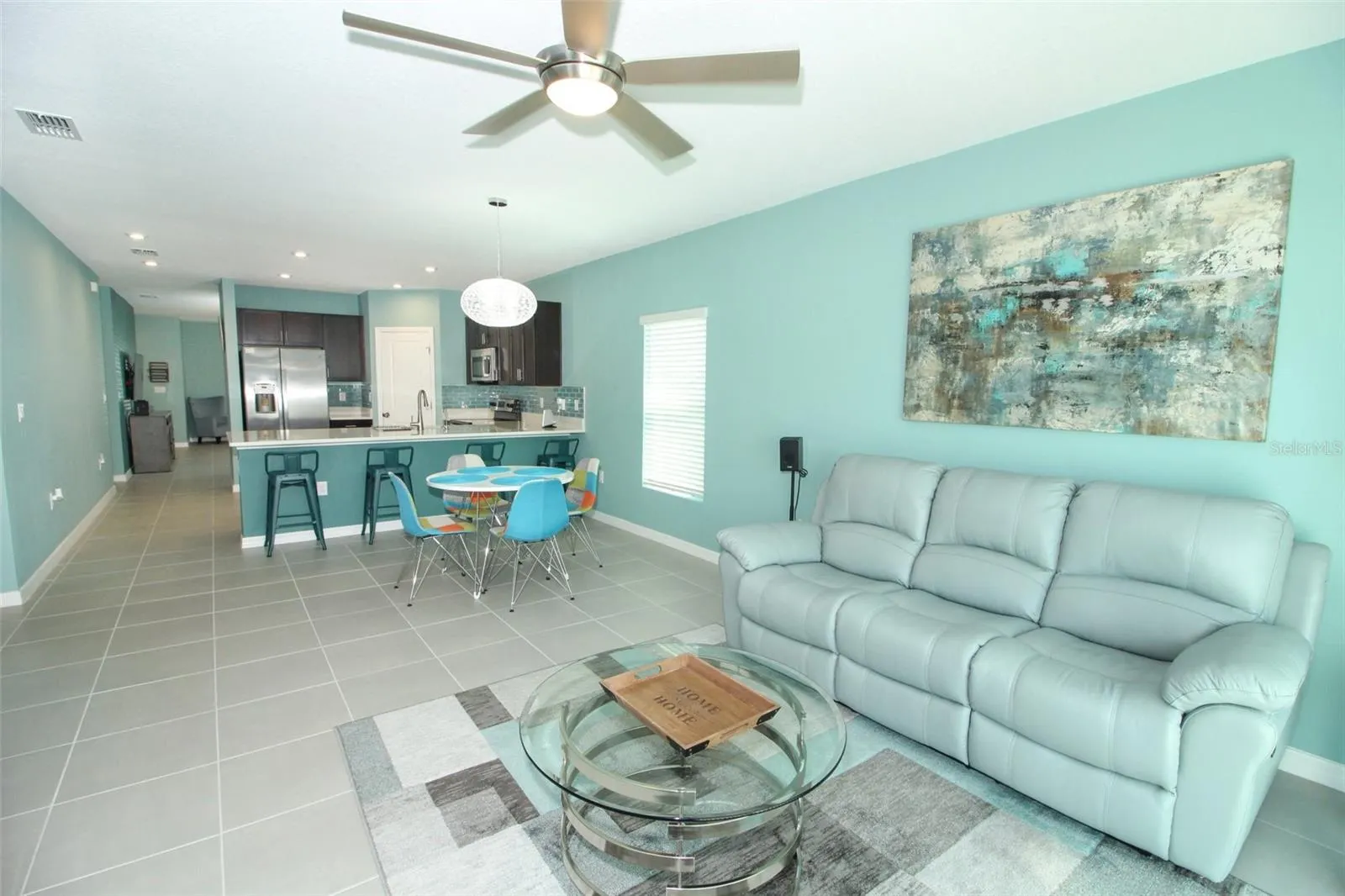 404 CITRINE LOOP