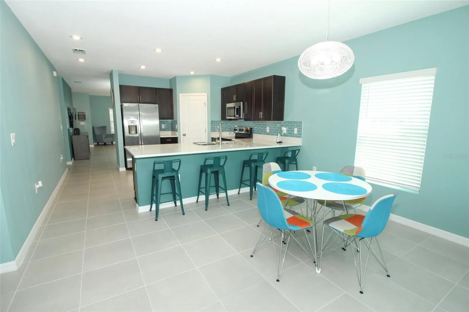 404 CITRINE LOOP