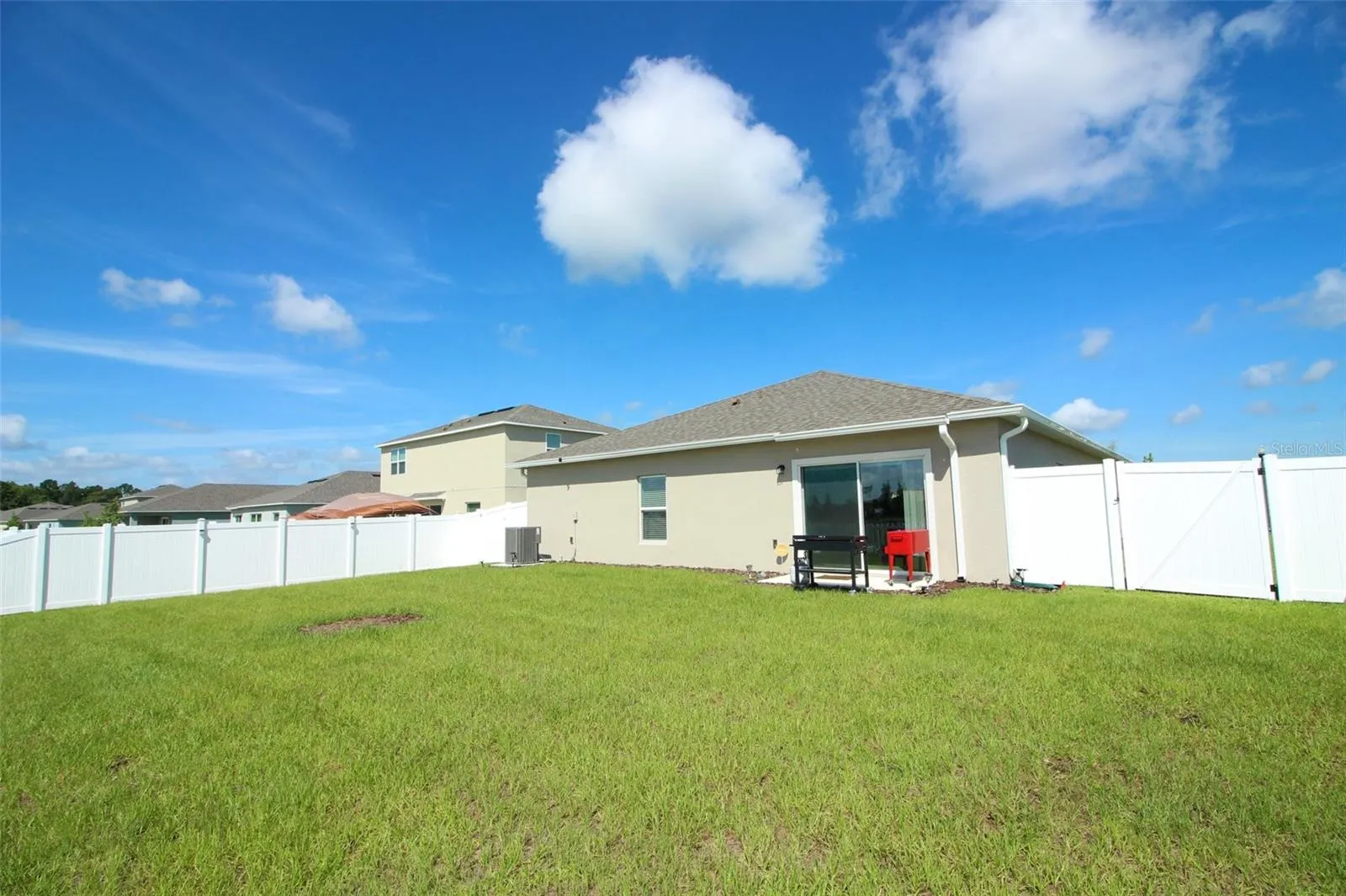 404 CITRINE LOOP