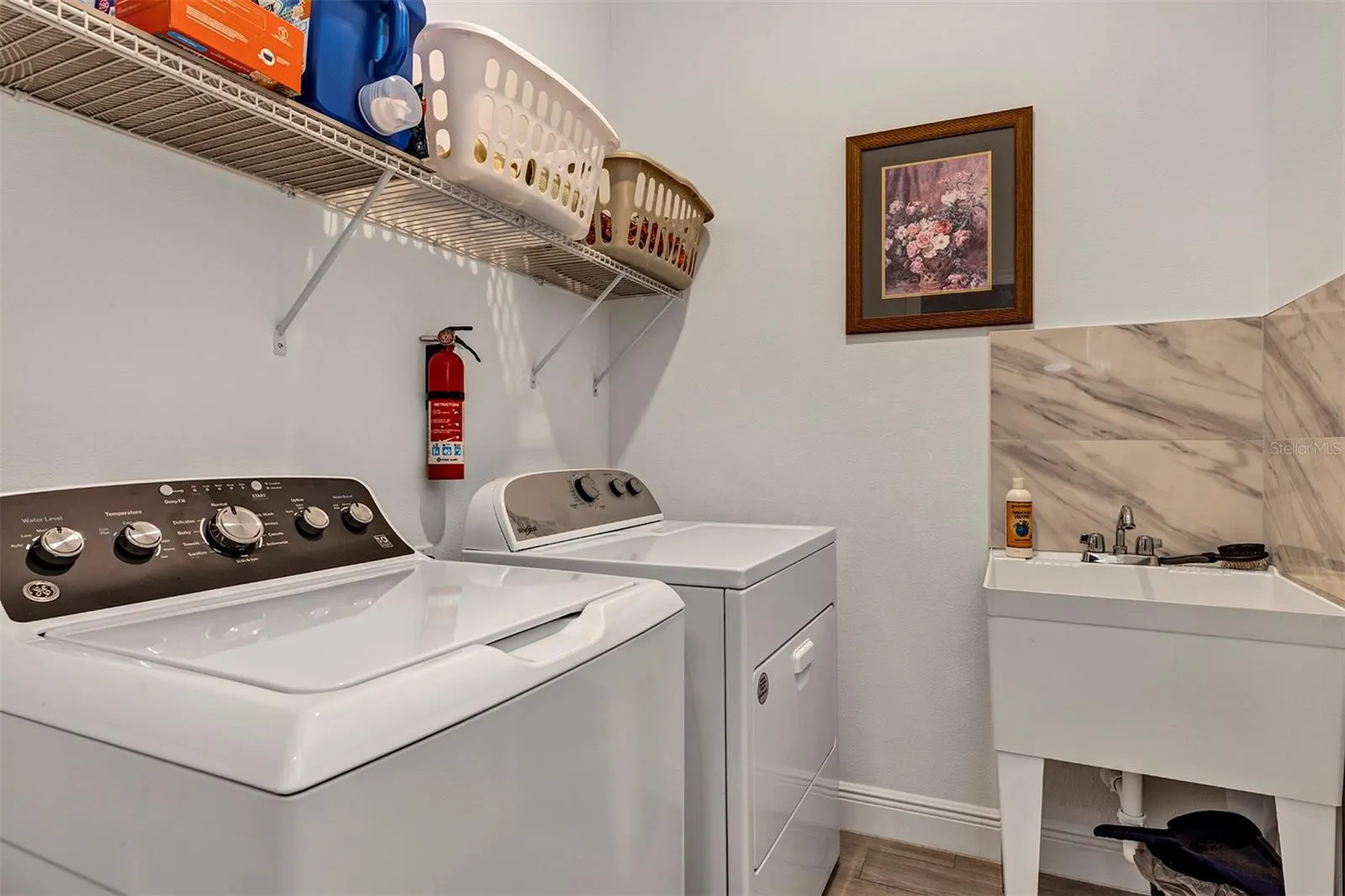 379 VILLA SORRENTO CIR