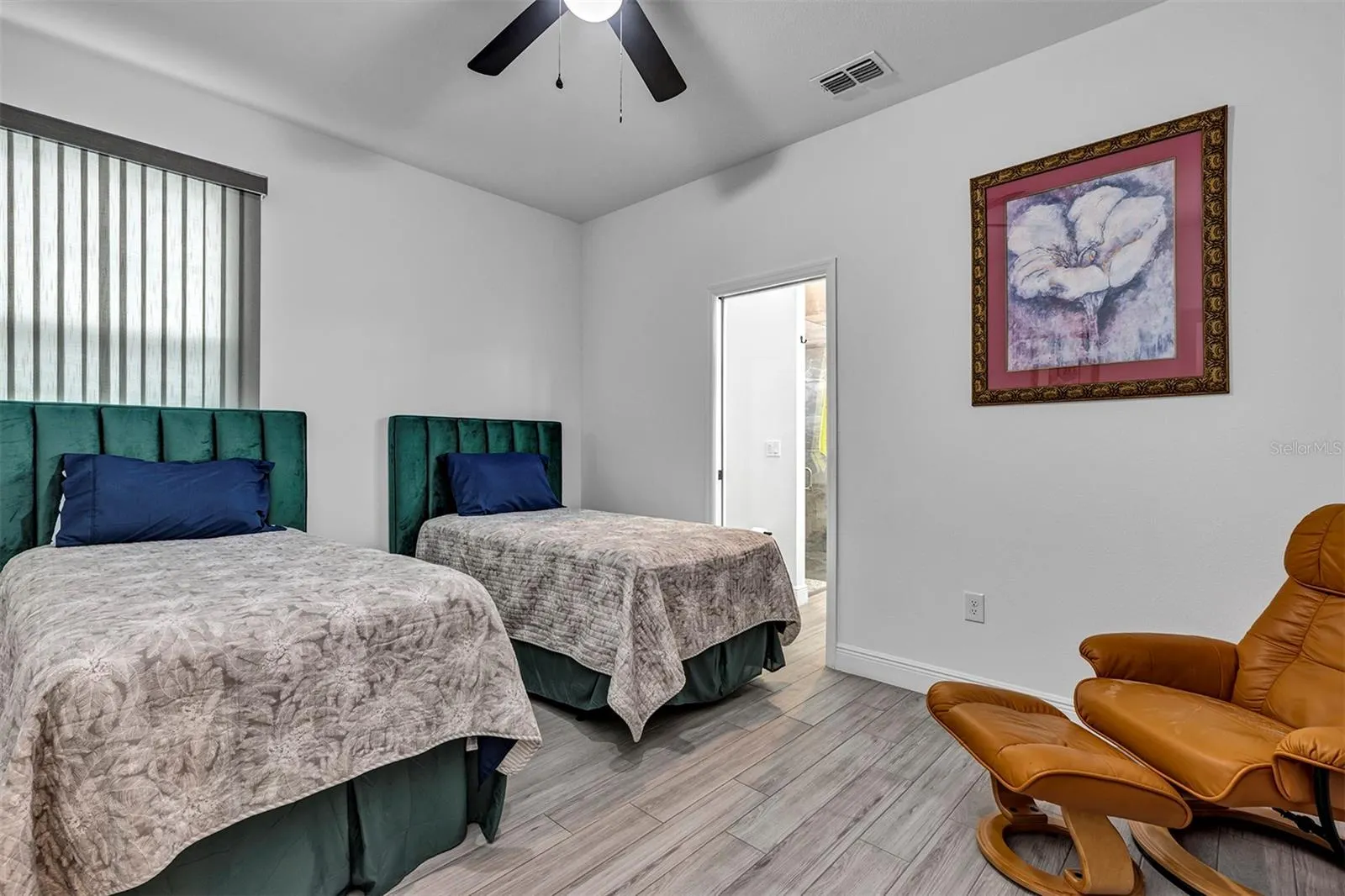 379 VILLA SORRENTO CIR
