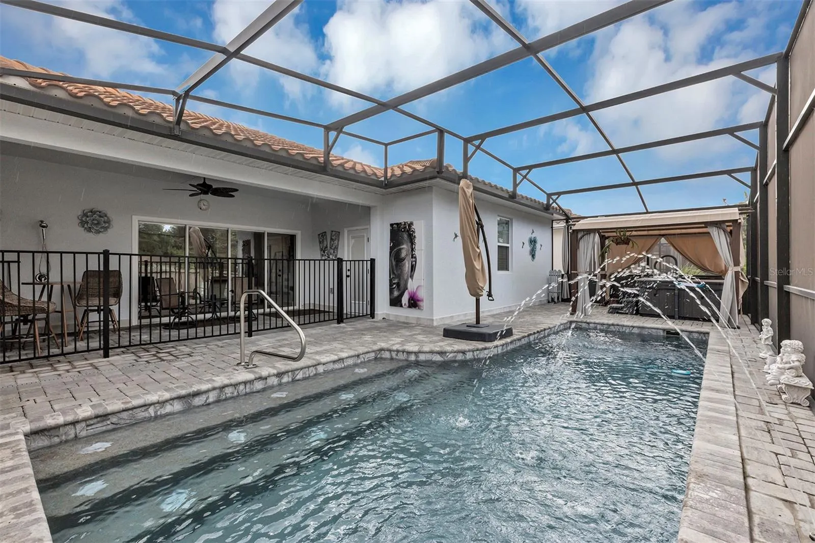 379 VILLA SORRENTO CIR