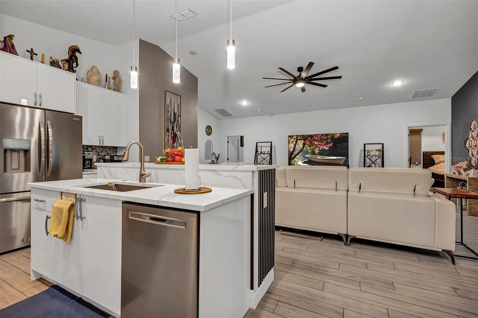 379 VILLA SORRENTO CIR