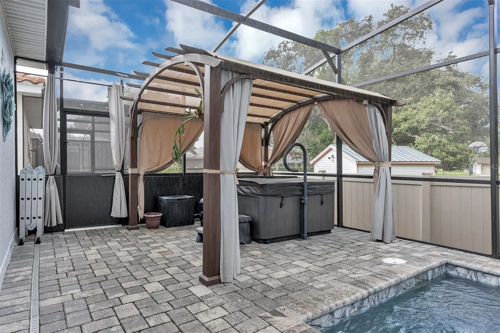 379 VILLA SORRENTO CIR