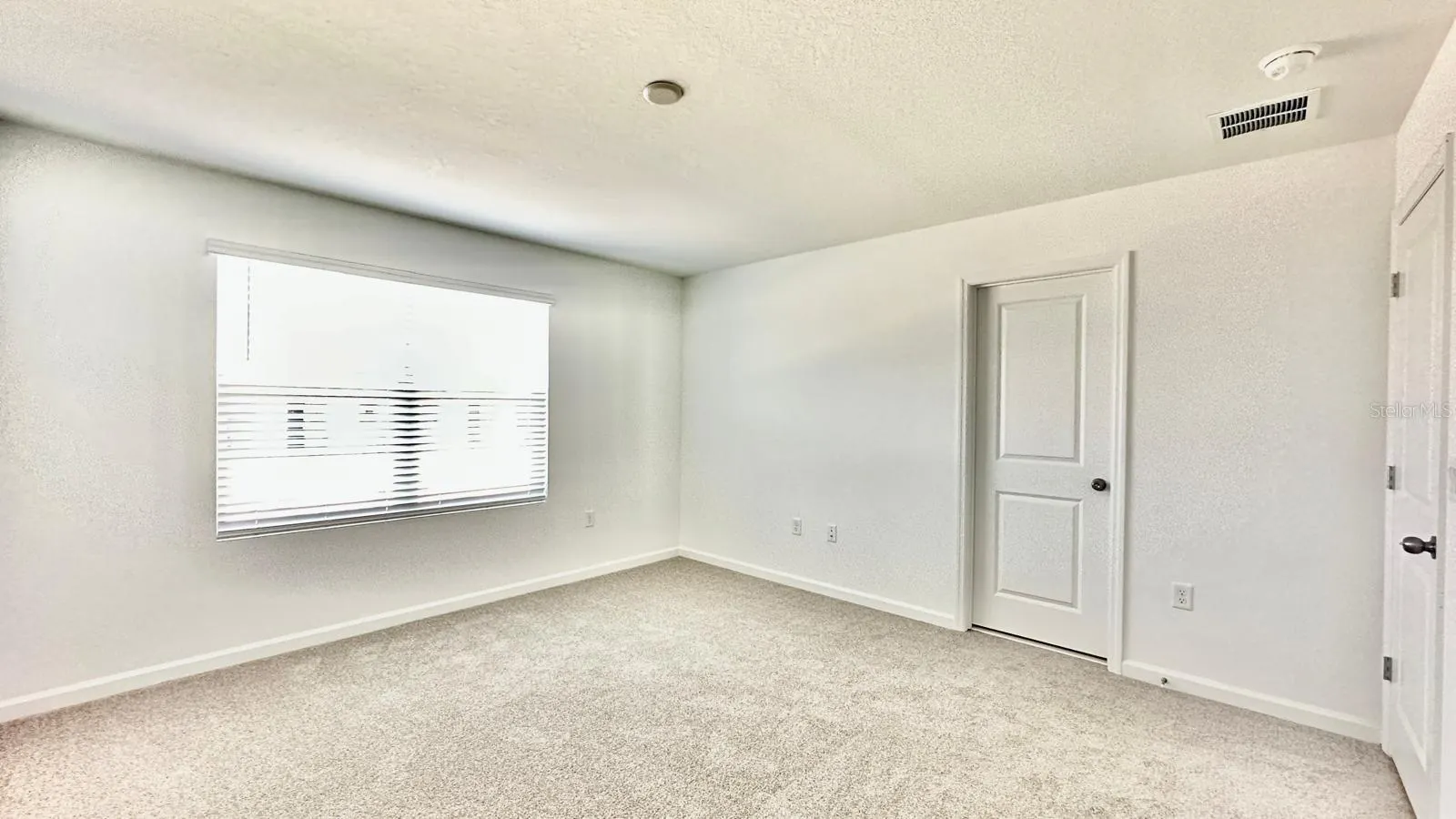 1158 SEASIDE MIST TRL