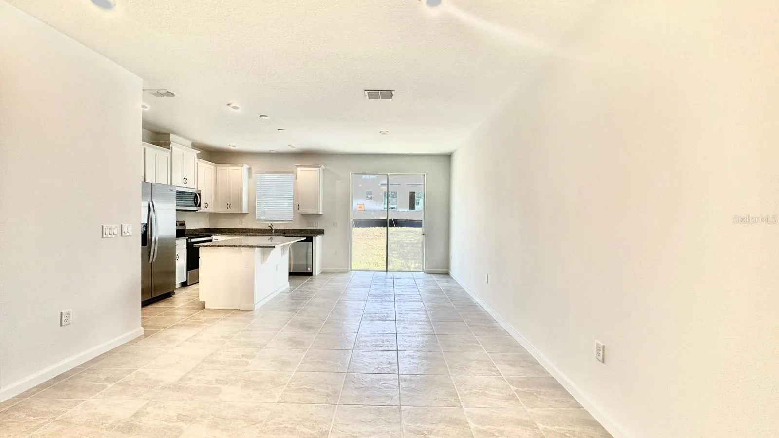 1158 SEASIDE MIST TRL