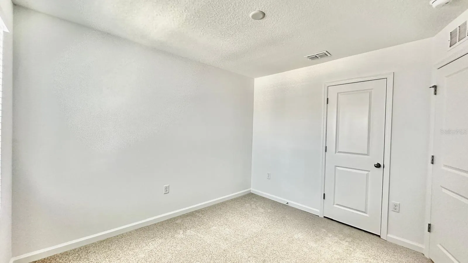 1158 SEASIDE MIST TRL