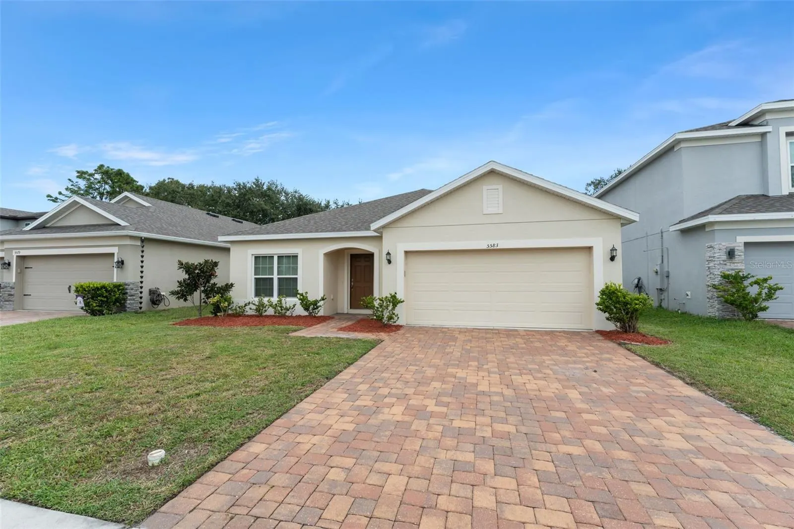 5583 SABAL DR