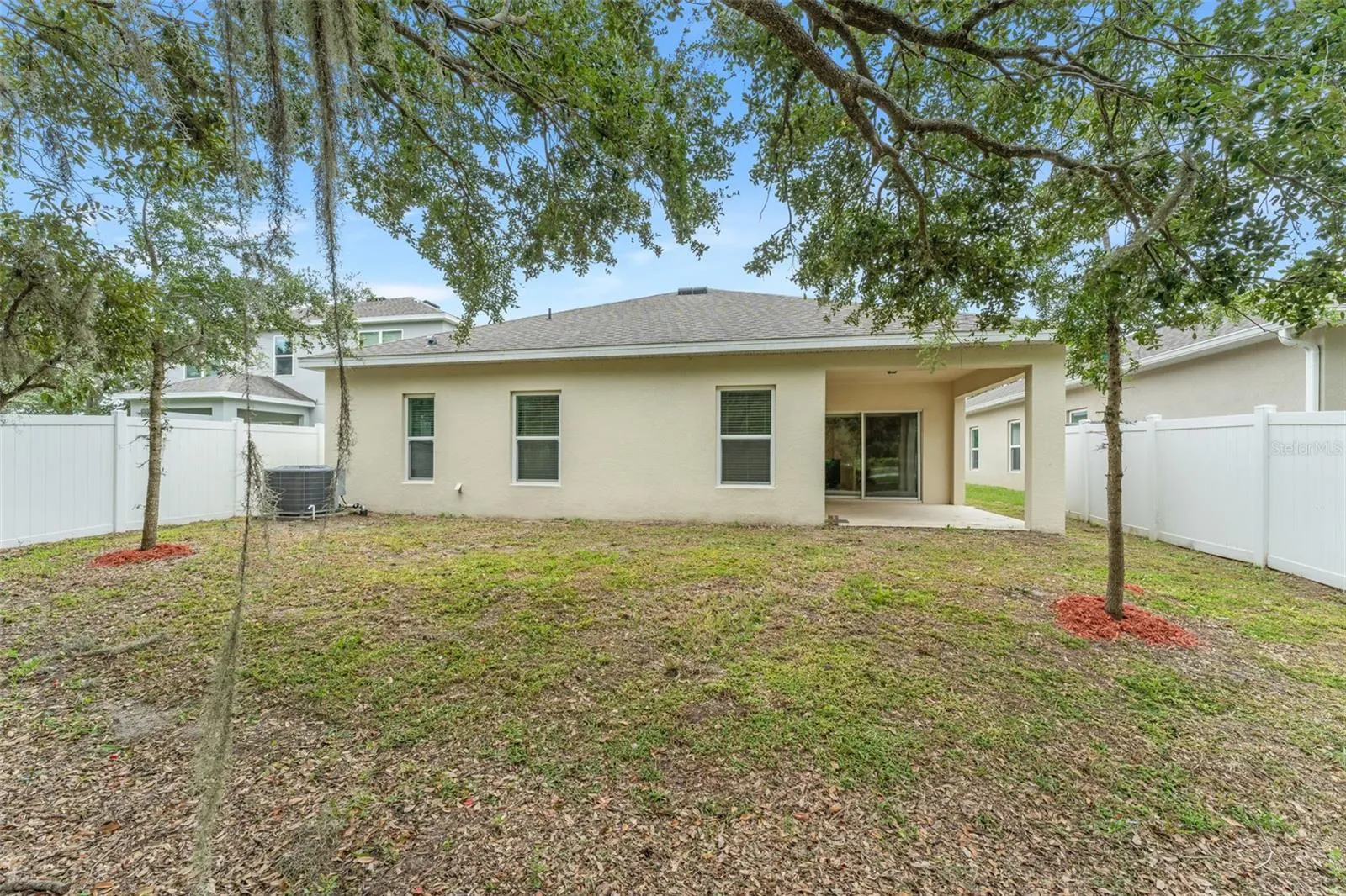 5583 SABAL DR
