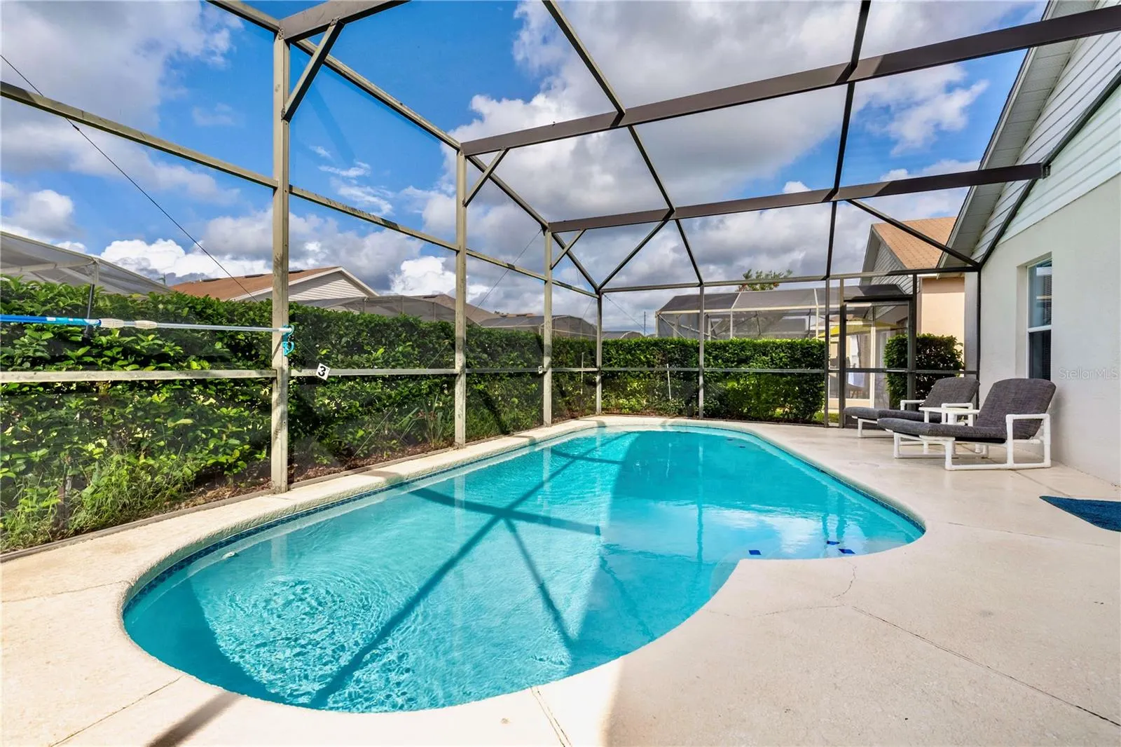 8117 FAN PALM WAY