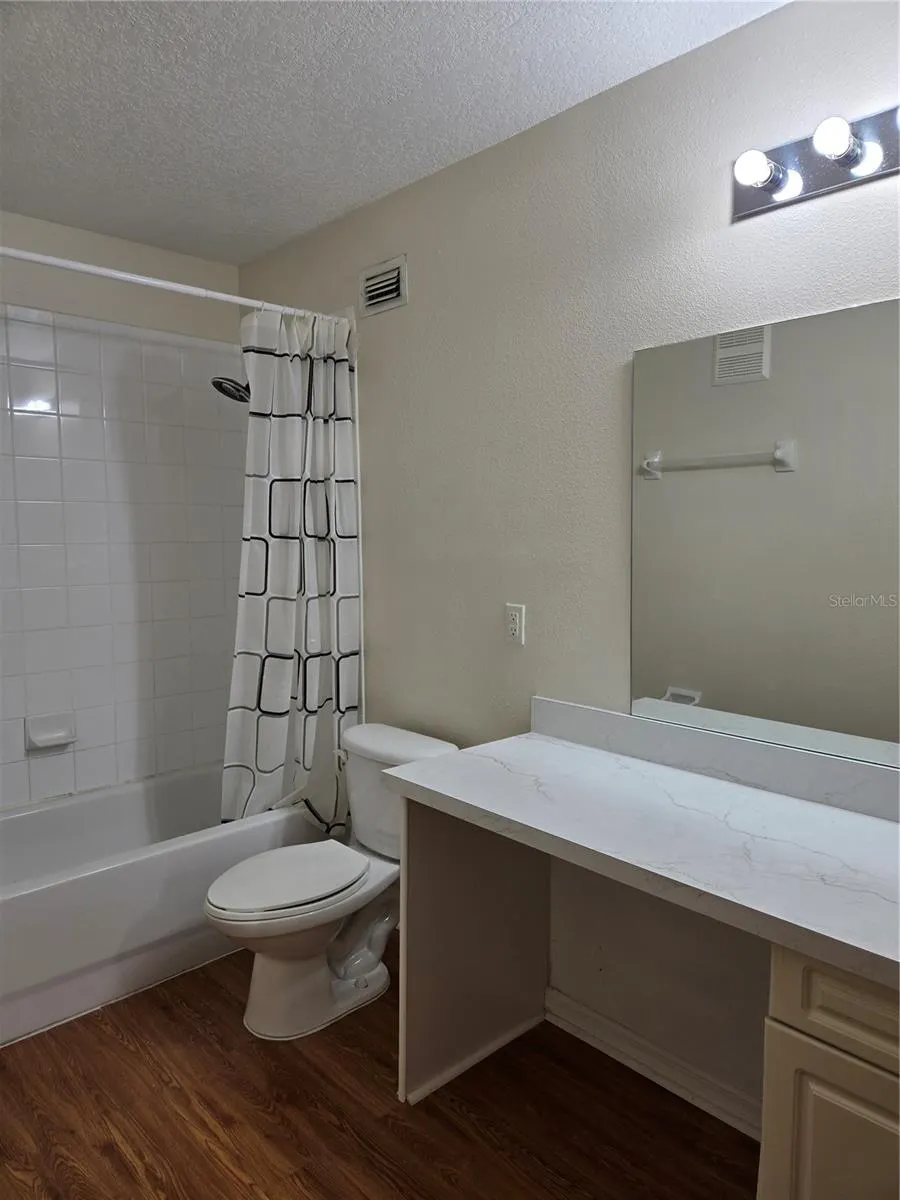 223 WASHINGTON PALM LOOP #B, #B