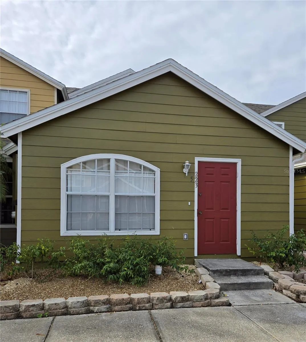 223 WASHINGTON PALM LOOP #B, #B