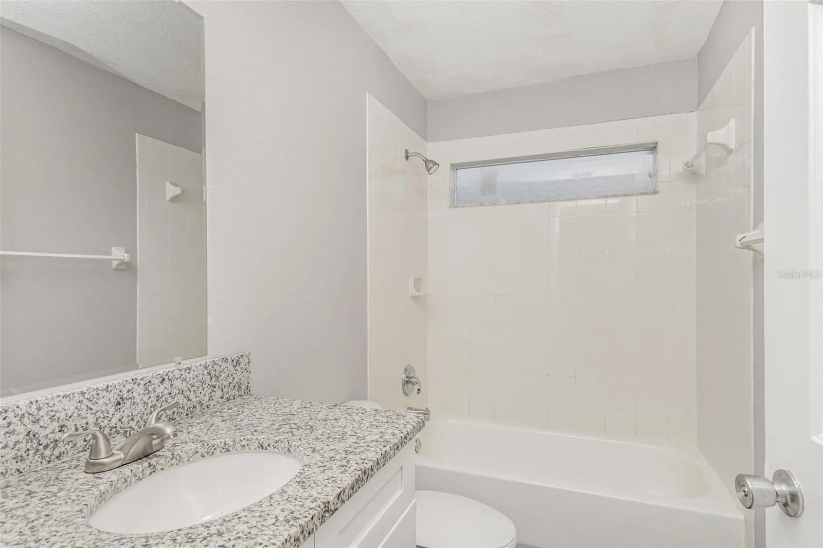 204 SILVER PALMS CIR
