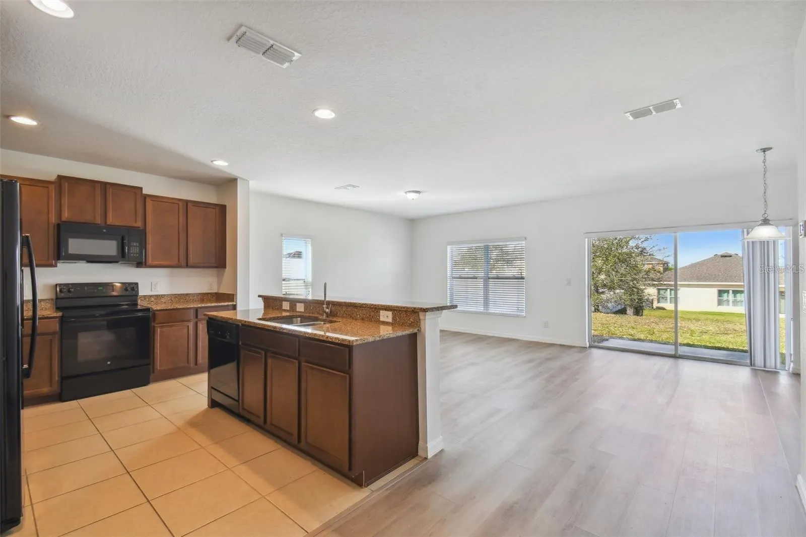 129 WILLIAMSON DR
