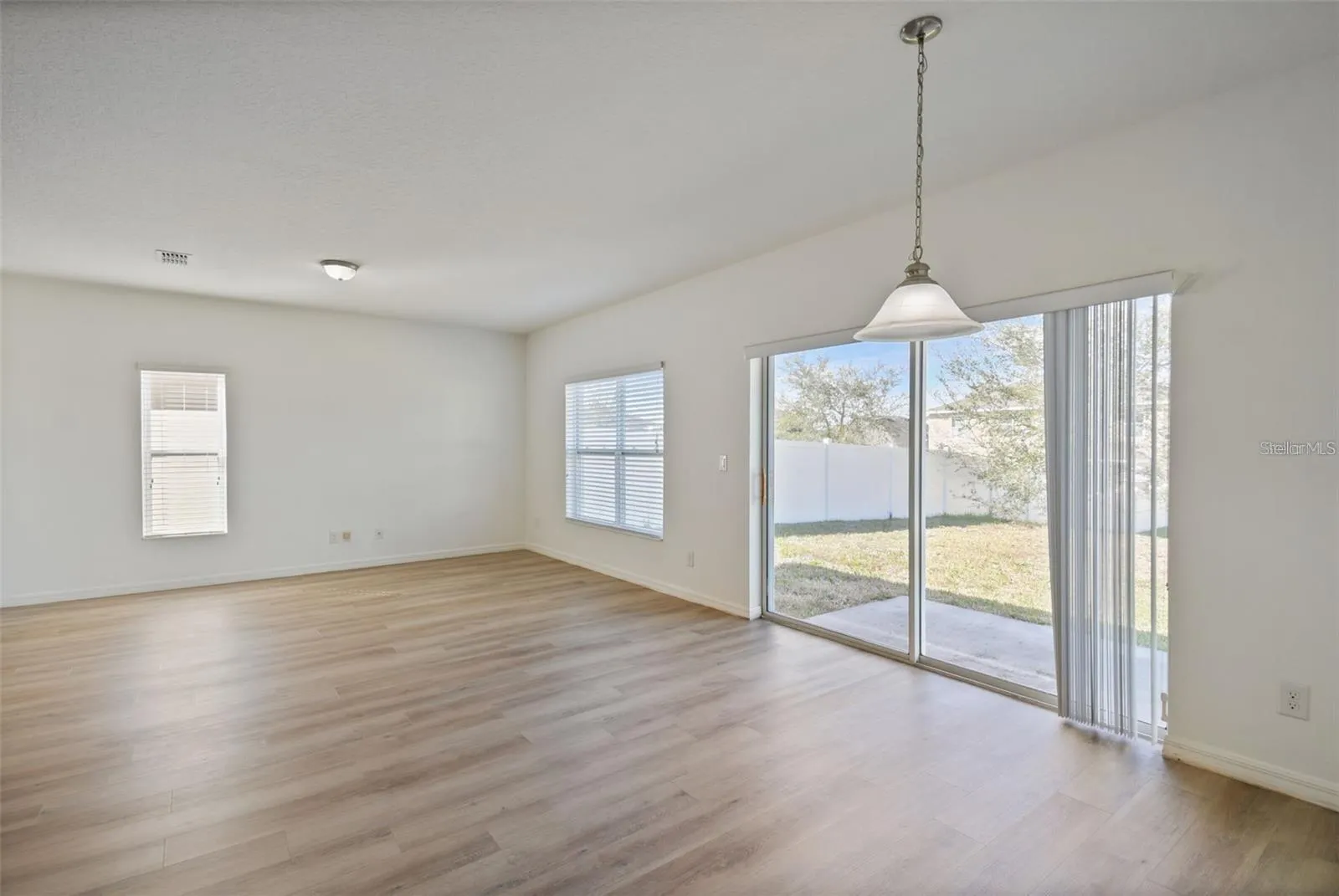 129 WILLIAMSON DR