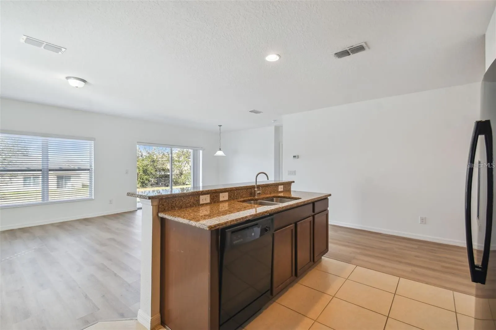 129 WILLIAMSON DR