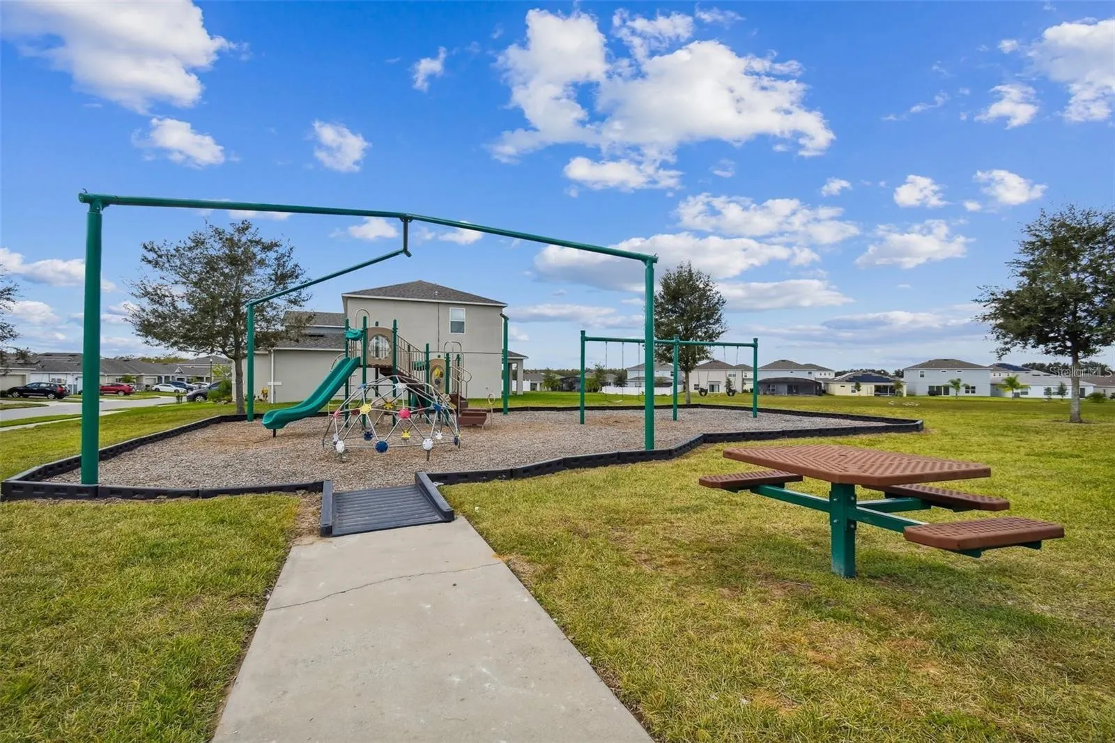 129 WILLIAMSON DR
