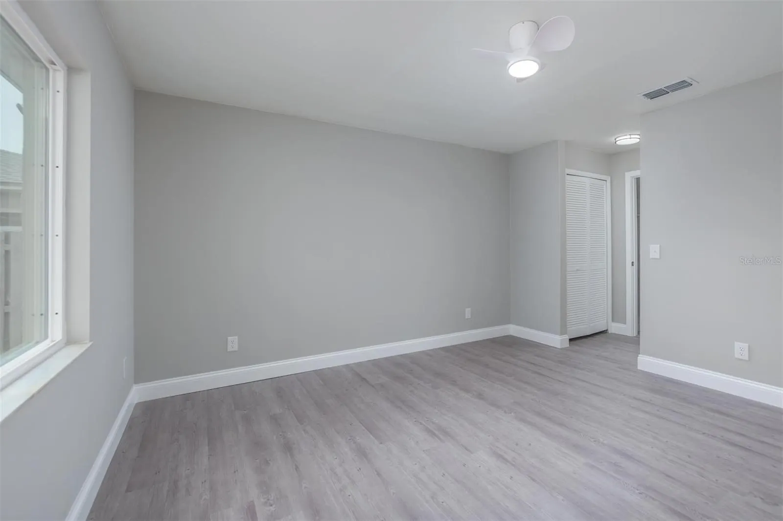 2503 MILL RUN BLVD