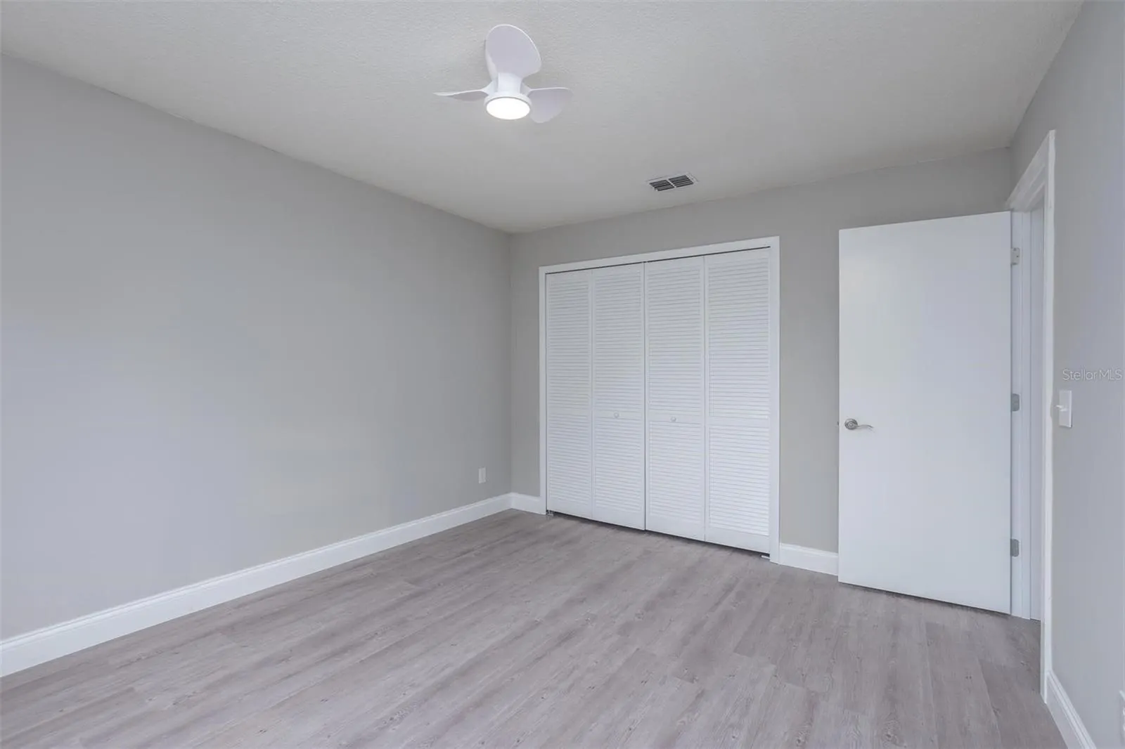 2503 MILL RUN BLVD