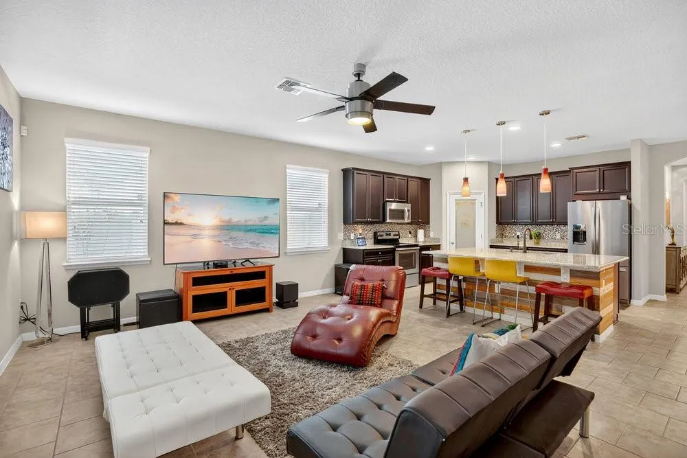 992 BALDWIN COVE WAY