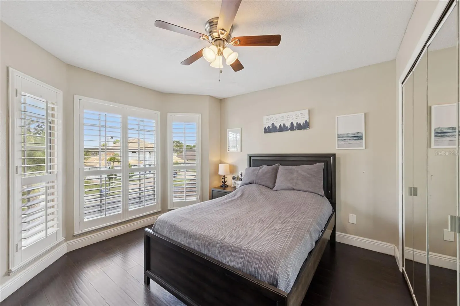 3057 ZAHARIAS DR
